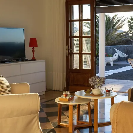 Mo Luxury Heated Pool * Playa Blanca