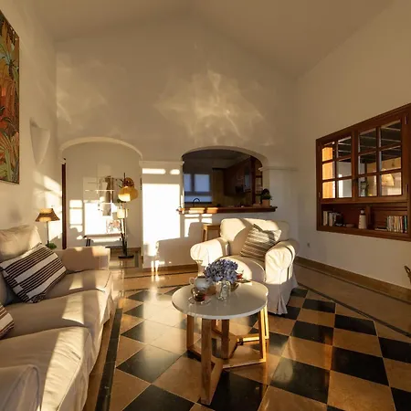Mo Luxury Heated Pool Villa