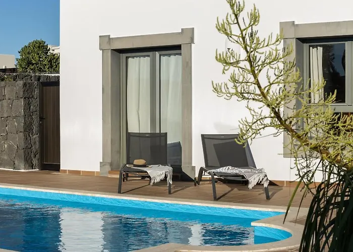 Mo Luxury Heated Pool Villa *