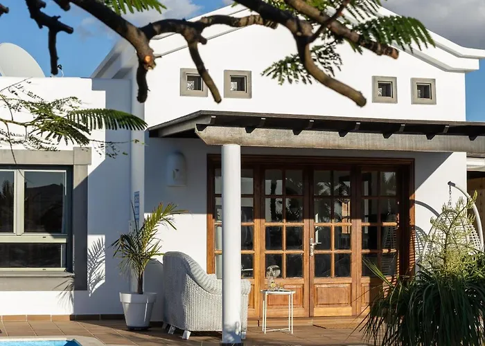 Mo Luxury Heated Pool Playa Blanca